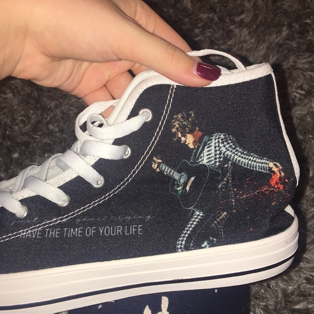COPY - harry styles shoes